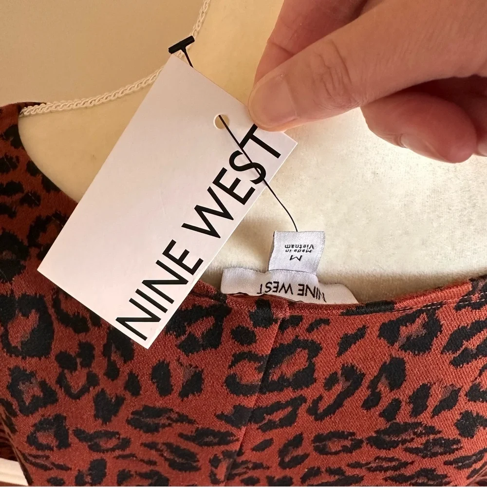 Nine West Animal Print Sleeveless Dress Size Medium NWT - Picture 7 of 7